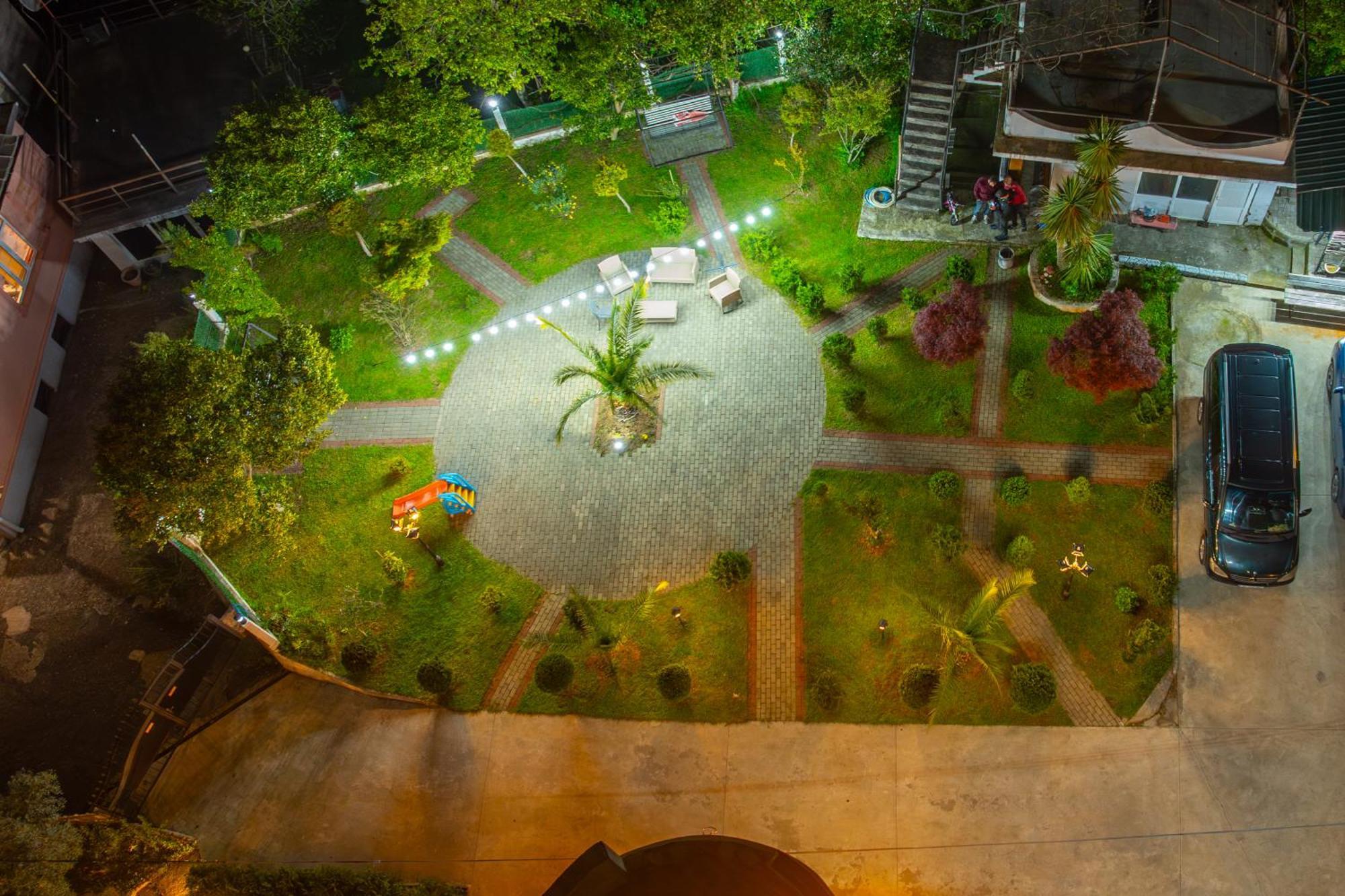 Green Yard Hotel Batumi Eksteriør bilde